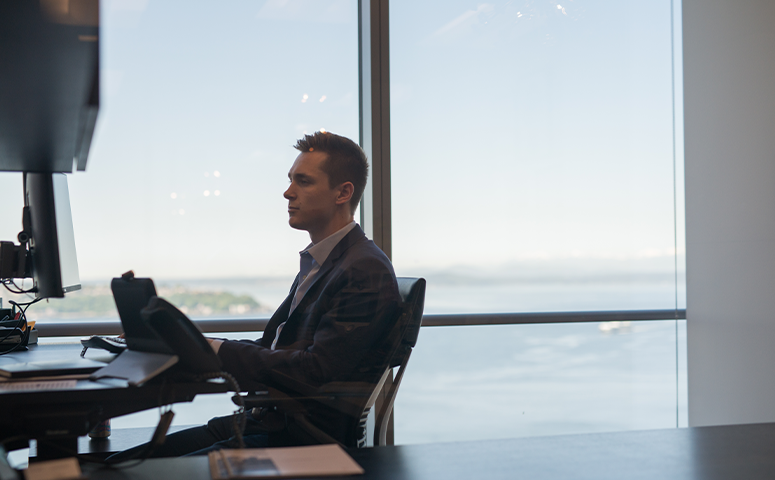 our actionable guide to bringing your team back four days per week workplace desk our actionable guide to bringing your team back four days per week workplace desk