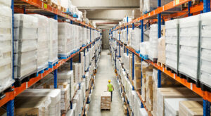 Optimizing Your Logistics: In-House Warehousing or 3PL—Which Path is Right for You?