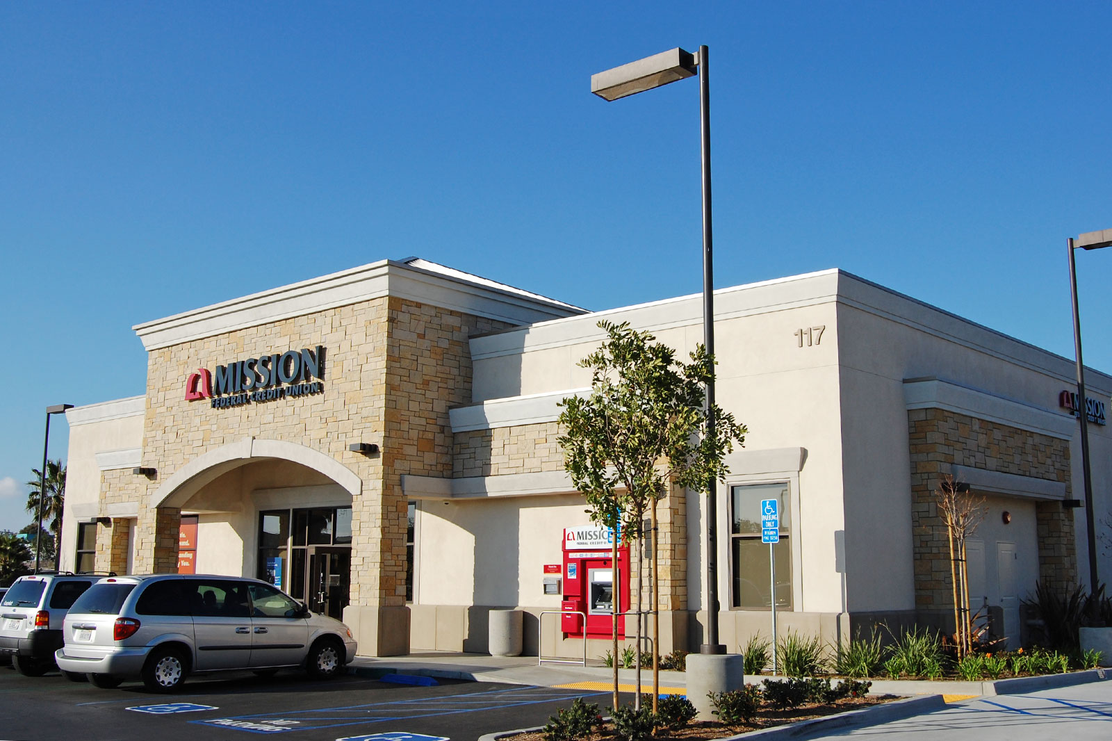 Mission Federal Credit Union exterior
