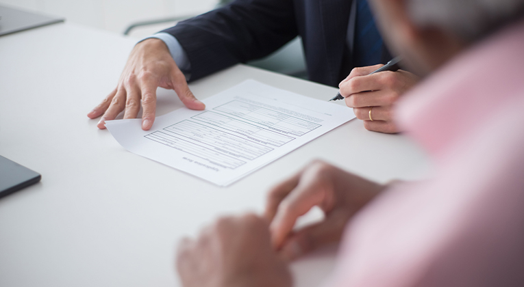 lease extension versus lease renewal featured image
