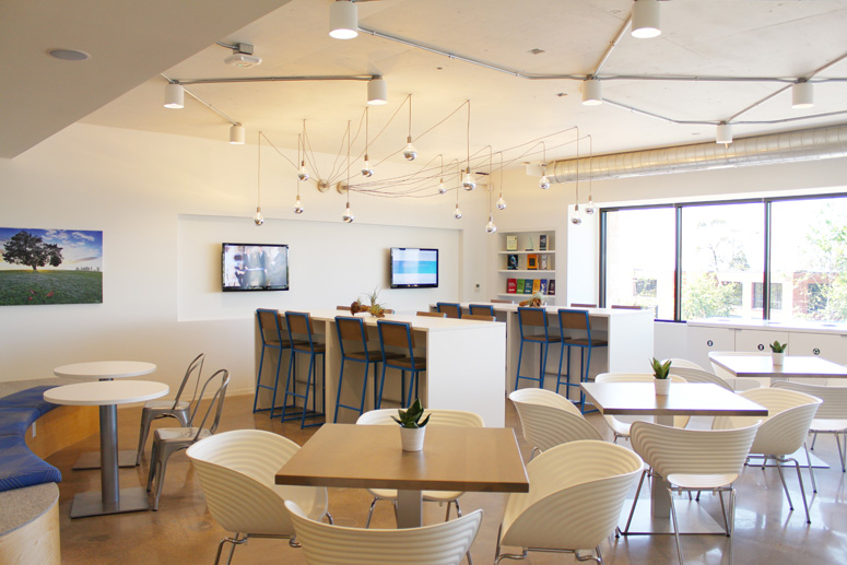 The center’s spacious lunchroom offers comfy seating and ocean views to help participants in its leadership programs relax and recharge.