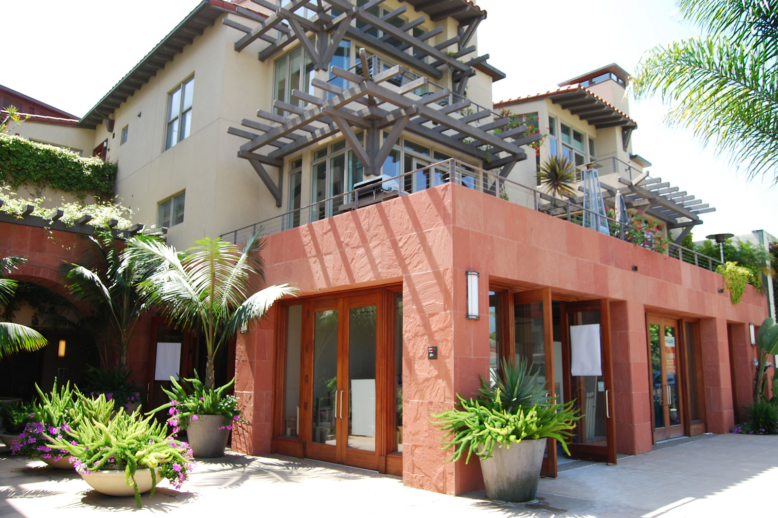 Southern California Liver Center exterior