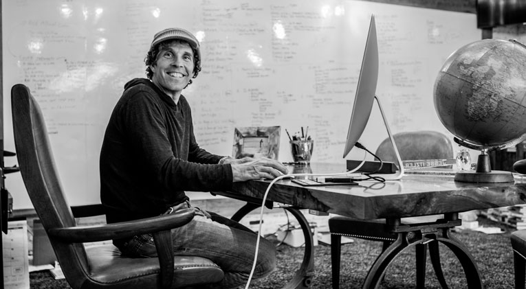 Entrepreneur & Best-Selling Author Jesse Itzler Shares Top Success Tips  with Hughes Marino - Hughes Marino San Diego