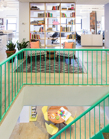 refinery29-new-york-office-reading-area2